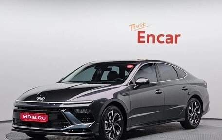 Hyundai Sonata VIII, 2023 год, 2 100 000 рублей, 1 фотография