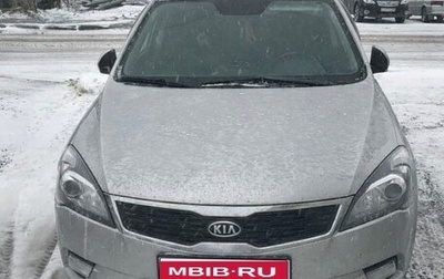 KIA cee'd I рестайлинг, 2012 год, 880 000 рублей, 1 фотография