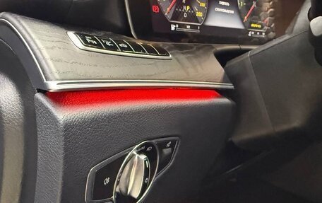 Mercedes-Benz E-Класс AMG, 2017 год, 4 700 000 рублей, 6 фотография