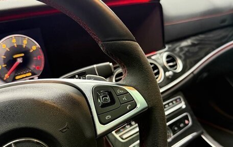 Mercedes-Benz E-Класс AMG, 2017 год, 4 700 000 рублей, 9 фотография