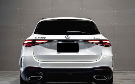 Mercedes-Benz GLC, 2024 год, 7 230 000 рублей, 4 фотография