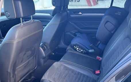 Volkswagen Passat B8 рестайлинг, 2021 год, 2 650 000 рублей, 12 фотография