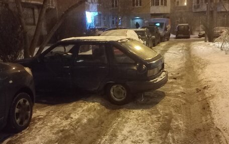 ИЖ 2126 «Ода», 2002 год, 100 000 рублей, 3 фотография