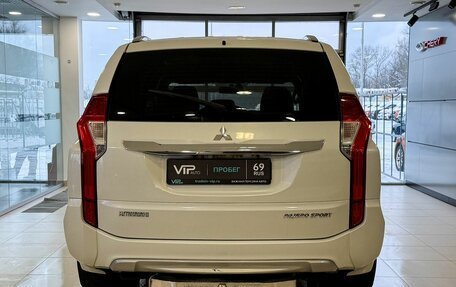 Mitsubishi Pajero Sport III рестайлинг, 2019 год, 2 217 000 рублей, 5 фотография