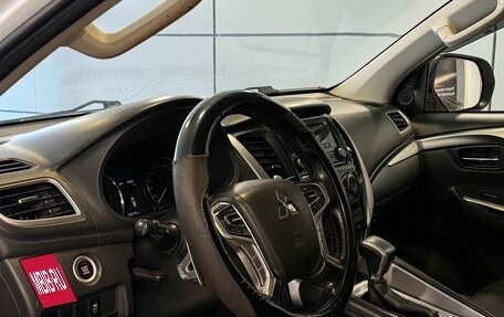 Mitsubishi Pajero Sport III рестайлинг, 2019 год, 2 217 000 рублей, 7 фотография