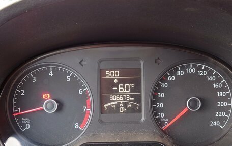 Volkswagen Polo VI (EU Market), 2015 год, 560 000 рублей, 10 фотография