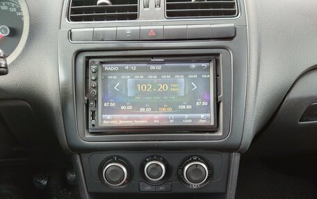 Volkswagen Polo VI (EU Market), 2015 год, 560 000 рублей, 11 фотография