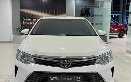Toyota Camry, 2015 год, 2 167 000 рублей, 2 фотография
