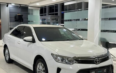 Toyota Camry, 2015 год, 2 167 000 рублей, 3 фотография