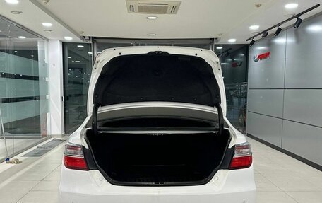 Toyota Camry, 2015 год, 2 167 000 рублей, 17 фотография