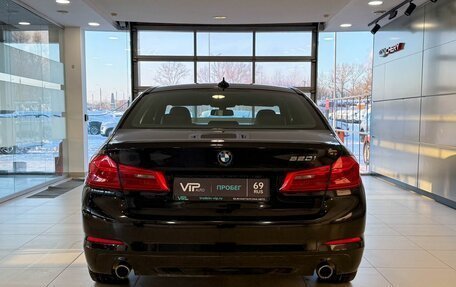 BMW 5 серия, 2018 год, 2 945 000 рублей, 5 фотография