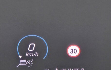 Mercedes-Benz GLE, 2023 год, 6 750 000 рублей, 14 фотография