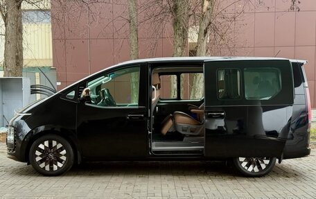 Hyundai Staria, 2023 год, 6 530 000 рублей, 6 фотография