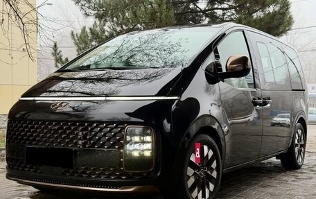 Hyundai Staria, 2023 год, 6 530 000 рублей, 2 фотография