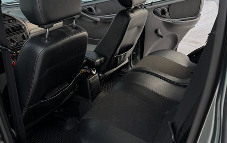 Chevrolet Niva I рестайлинг, 2011 год, 770 000 рублей, 11 фотография