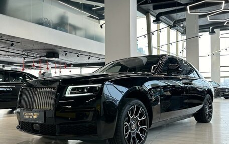 Rolls-Royce Ghost Series II рестайлинг, 2024 год, 43 000 000 рублей, 3 фотография