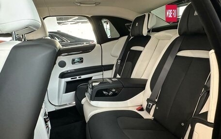 Rolls-Royce Ghost Series II рестайлинг, 2024 год, 43 000 000 рублей, 25 фотография