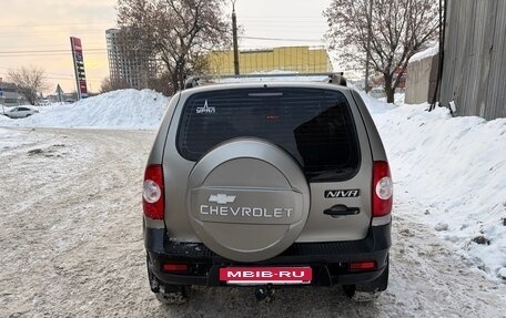 Chevrolet Niva I рестайлинг, 2010 год, 490 000 рублей, 6 фотография