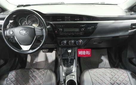 Toyota Corolla, 2013 год, 1 369 000 рублей, 10 фотография