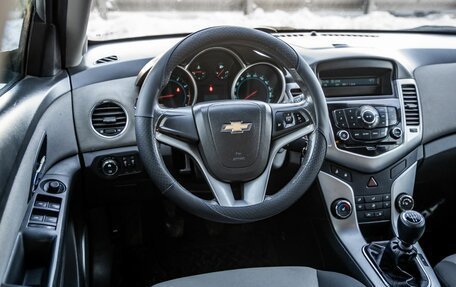 Chevrolet Cruze II, 2010 год, 588 000 рублей, 17 фотография