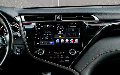 Toyota Camry, 2018 год, 2 735 000 рублей, 13 фотография
