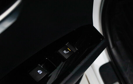 Toyota Camry, 2018 год, 2 735 000 рублей, 15 фотография