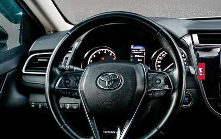 Toyota Camry, 2018 год, 2 735 000 рублей, 14 фотография