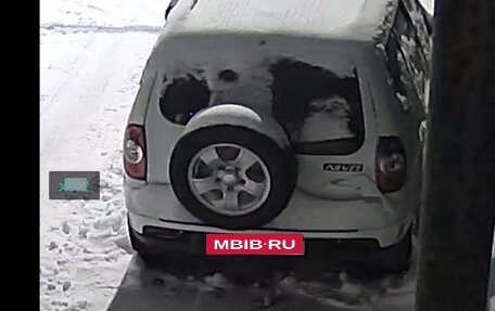 Chevrolet Niva I рестайлинг, 2012 год, 560 000 рублей, 2 фотография