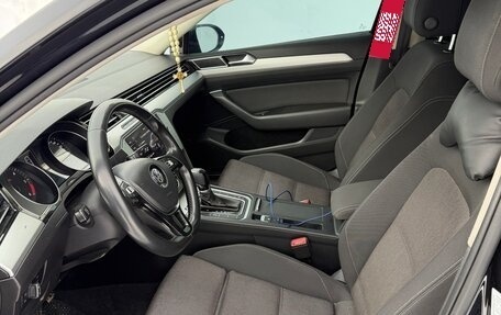 Volkswagen Passat B8 рестайлинг, 2019 год, 2 070 000 рублей, 10 фотография