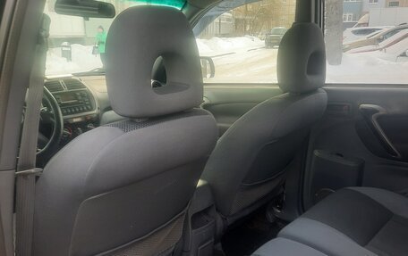 Toyota RAV4, 2003 год, 790 000 рублей, 9 фотография