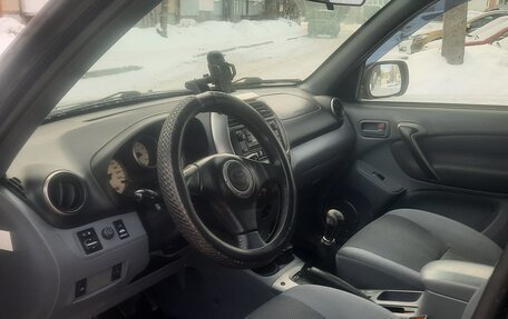 Toyota RAV4, 2003 год, 790 000 рублей, 8 фотография