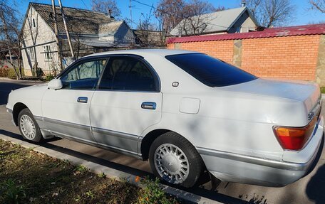 Toyota Crown, 1992 год, 600 000 рублей, 3 фотография