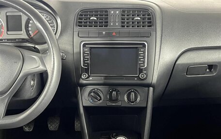 Volkswagen Polo VI (EU Market), 2016 год, 860 000 рублей, 14 фотография