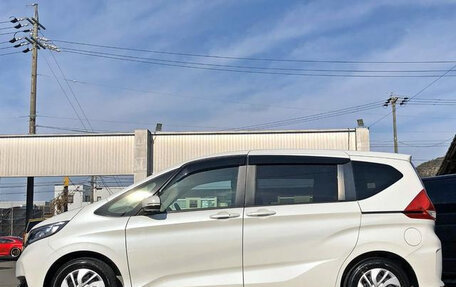 Honda Freed II, 2022 год, 2 655 000 рублей, 8 фотография