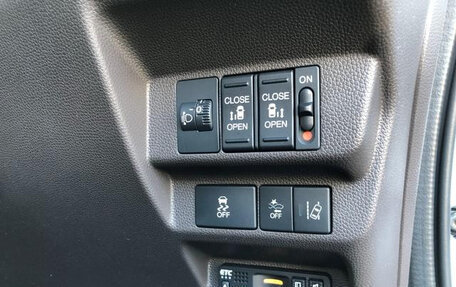 Honda Freed II, 2022 год, 2 655 000 рублей, 22 фотография