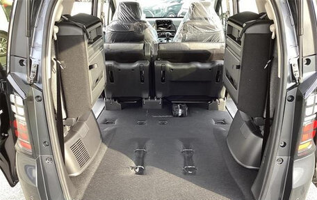 Honda Freed, 2025 год, 2 280 000 рублей, 16 фотография