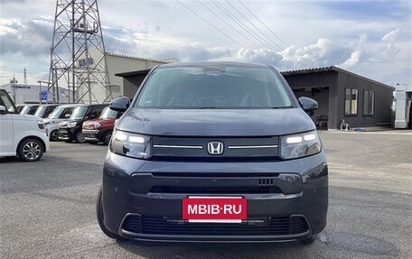 Honda Freed, 2025 год, 2 280 000 рублей, 2 фотография