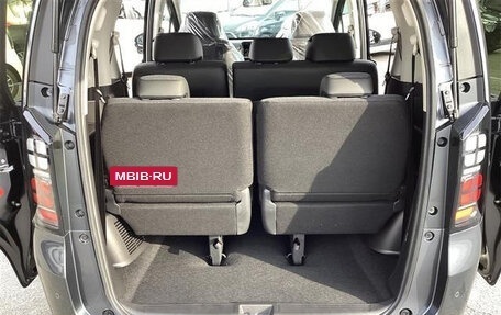 Honda Freed, 2025 год, 2 280 000 рублей, 10 фотография