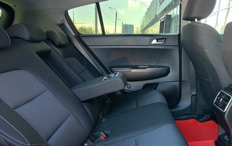 KIA Sportage IV рестайлинг, 2020 год, 2 598 000 рублей, 6 фотография