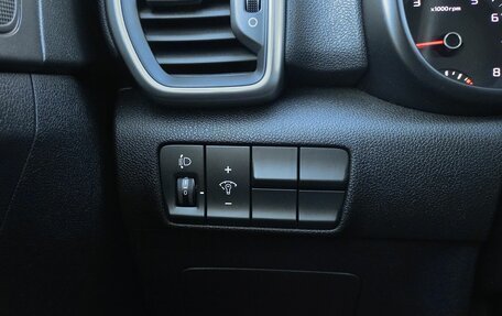 KIA Sportage IV рестайлинг, 2020 год, 2 598 000 рублей, 9 фотография