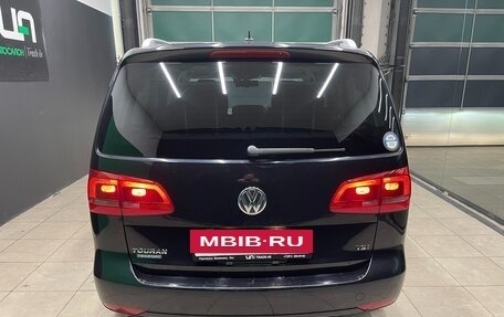 Volkswagen Touran III, 2011 год, 1 200 000 рублей, 5 фотография