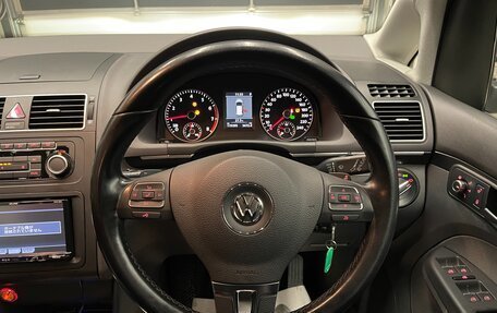 Volkswagen Touran III, 2011 год, 1 200 000 рублей, 17 фотография