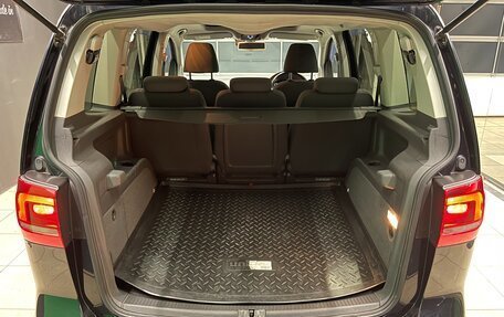 Volkswagen Touran III, 2011 год, 1 200 000 рублей, 21 фотография