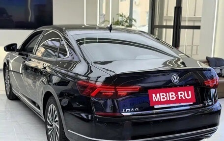 Volkswagen Passat B8 рестайлинг, 2021 год, 1 740 000 рублей, 6 фотография