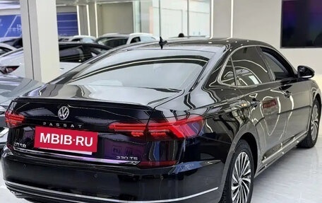 Volkswagen Passat B8 рестайлинг, 2021 год, 1 740 000 рублей, 4 фотография