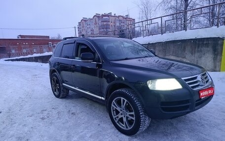 Volkswagen Touareg III, 2004 год, 750 000 рублей, 1 фотография