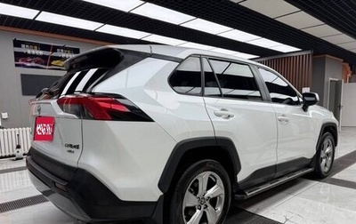 Toyota RAV4, 2021 год, 3 580 000 рублей, 1 фотография