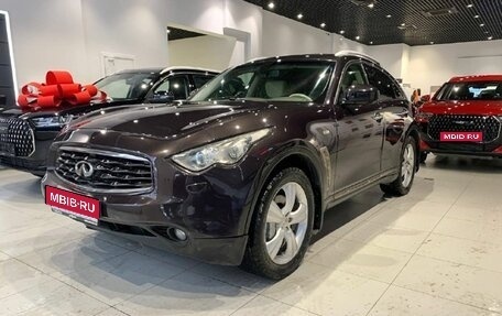 Infiniti FX II, 2011 год, 1 850 000 рублей, 1 фотография