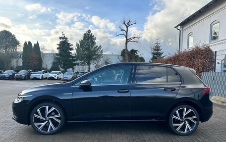 Volkswagen Golf VIII, 2023 год, 2 830 000 рублей, 5 фотография