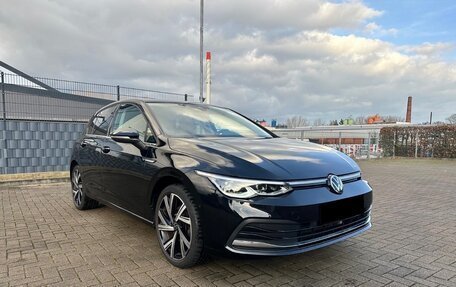 Volkswagen Golf VIII, 2023 год, 2 830 000 рублей, 3 фотография